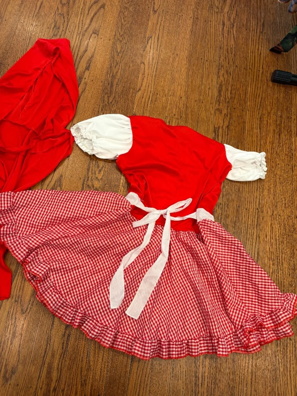 Lil’ Miss Red‎ Riding Hood Costume Set | Girls 10–12